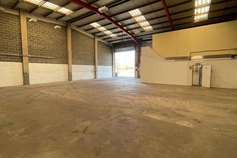 Industrial unit to rent, Unit 15E, Bergen Way, Sutton Fields Industrial Est, Hull, HU7 0YQ