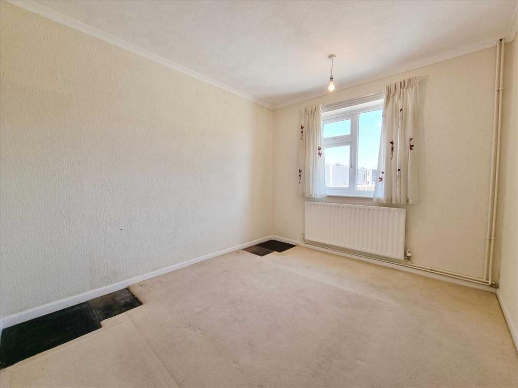 Bedroom 2: