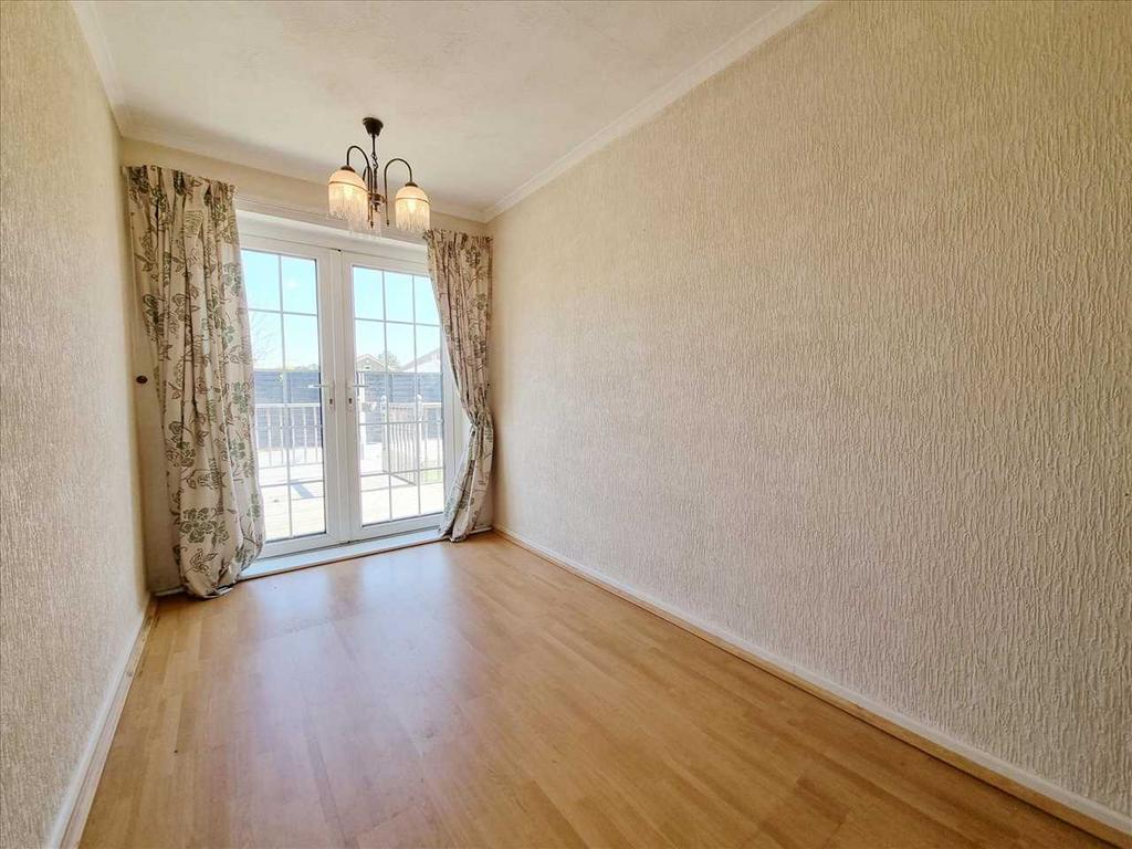 Bedroom 3/Dining