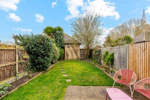 3, Sackett Court Conyngham Road, Minster, Ramsgate, CT12 4HA