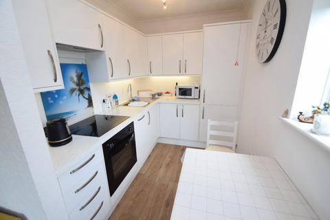 2 bedroom retirement property for sale, Granville Road, Eastbourne BN20