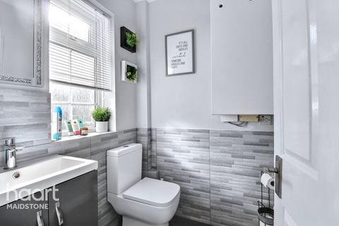 5 bedroom detached house for sale, Willow Road, Aylesford