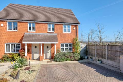 3 bedroom semi-detached house for sale, Mercer Close, Bromsgrove, B61