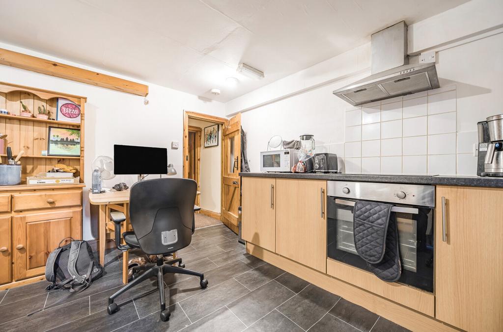 Basement Flat