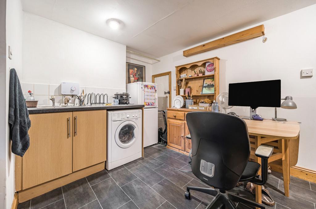 Basement Flat