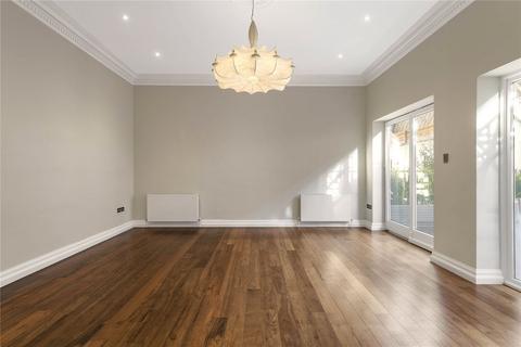 2 bedroom maisonette for sale, Cadogan Square, London, SW1X