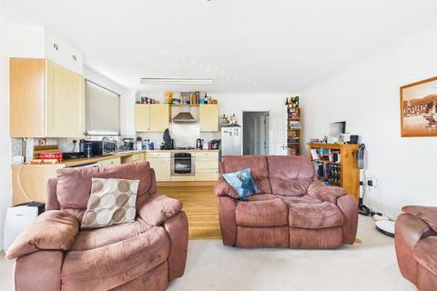 2 bedroom apartment for sale, Mayhill Way, Gloucester, Gloucestershire, GL1