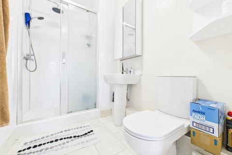 2 bedroom apartment for sale, Mayhill Way, Gloucester, Gloucestershire, GL1