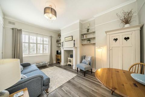 Mortlake Road, Kew TW9