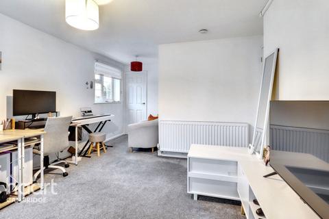1 bedroom flat for sale, St Bedes Gardens, Cambridge