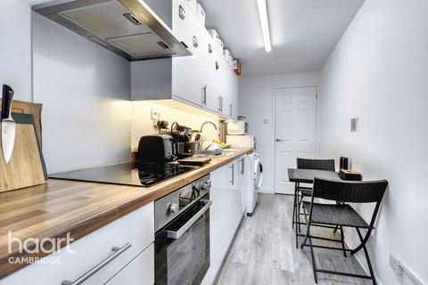 1 bedroom flat for sale, St Bedes Gardens, Cambridge