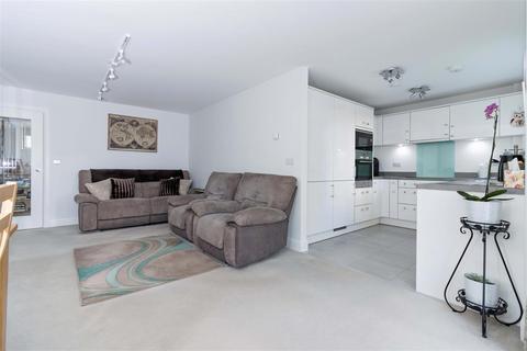 2 bedroom retirement property for sale, Heene Road, Worthing