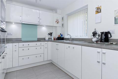 2 bedroom retirement property for sale, Heene Road, Worthing