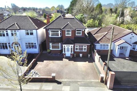 6 bedroom detached house for sale