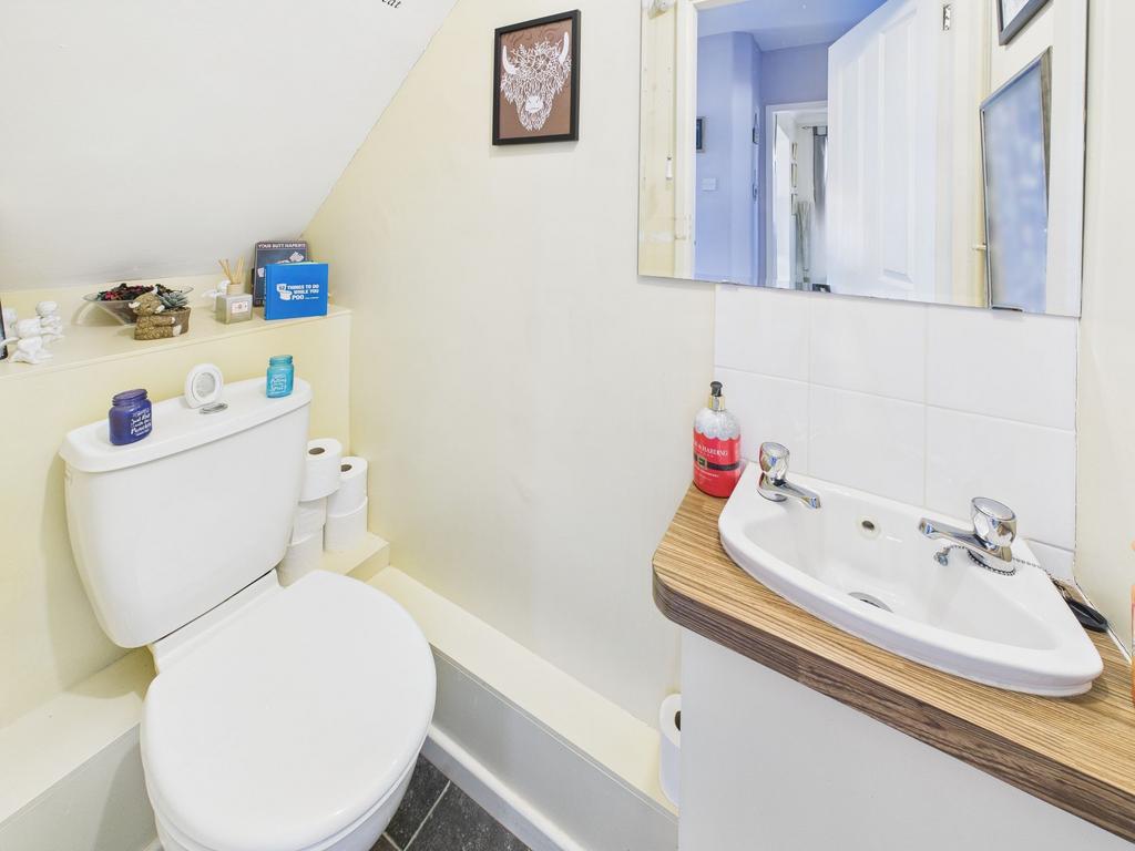 Ground Floor Wc