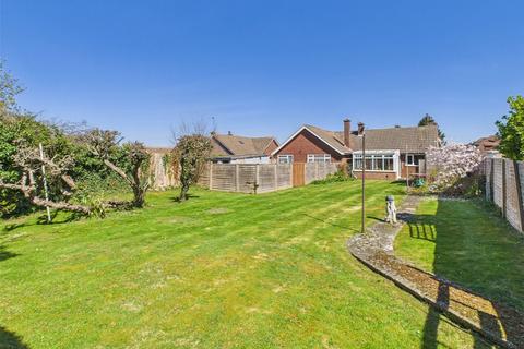 2 Elderdene, Chinnor, OX39 4EE