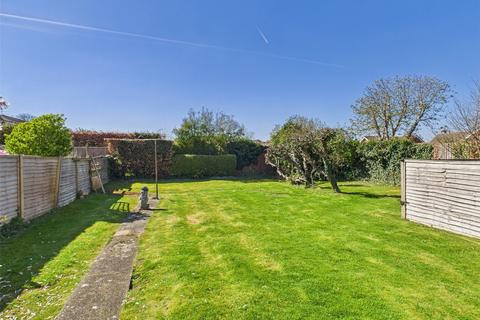 2 Elderdene, Chinnor, OX39 4EE