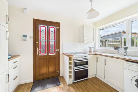 2 Elderdene, Chinnor, OX39 4EE