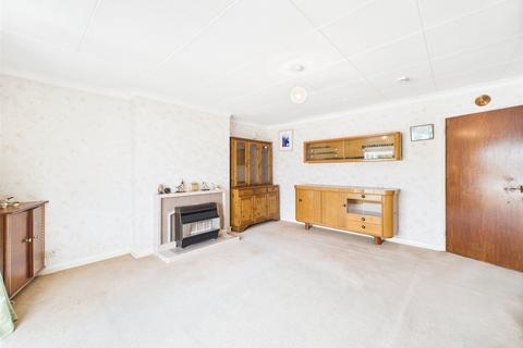 2 Elderdene, Chinnor, OX39 4EE