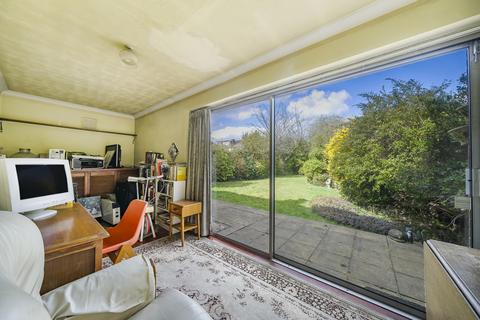 4 bedroom detached house for sale, Westhorne Avenue, London