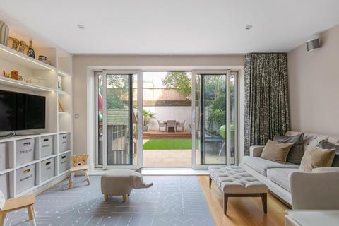 4 bedroom terraced house for sale, London W3