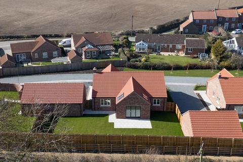 undefined, Tholthorpe, York