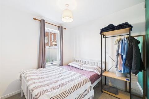 40 The Courtyard, Gloucester, GL1 3PS