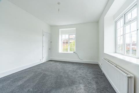 undefined, Bristol BS16