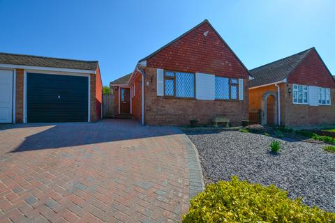 3 Glen Close, Polegate, BN26 5PG