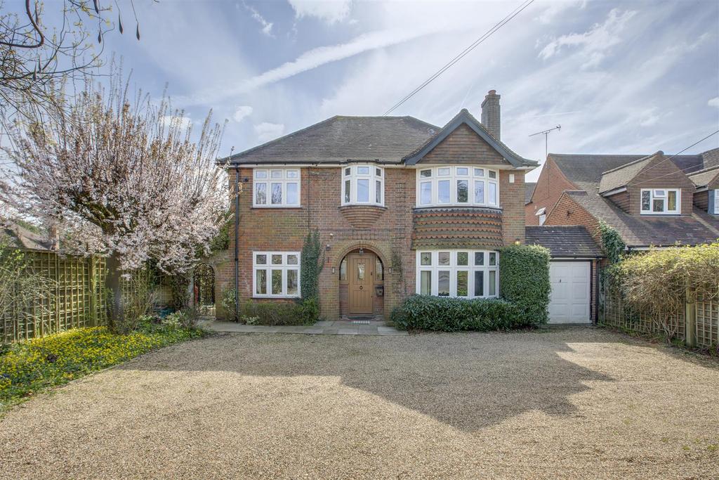 40 Wycombe Road, HP15 6 RY-21.jpg