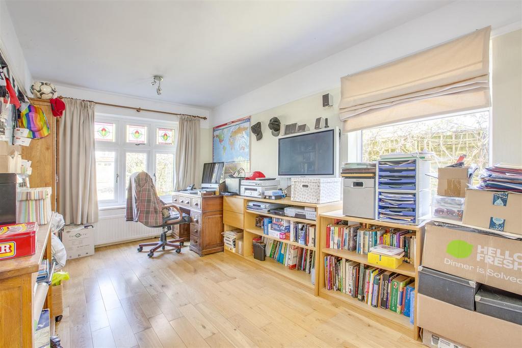 40 Wycombe Road, HP15 6 RY-14.jpg