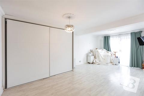4 bedroom detached bungalow for sale, Belmont Avenue, Wickford, Essex, SS12
