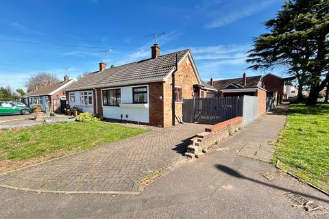 2 bedroom semi-detached bungalow for sale, Cloister Croft, Coventry