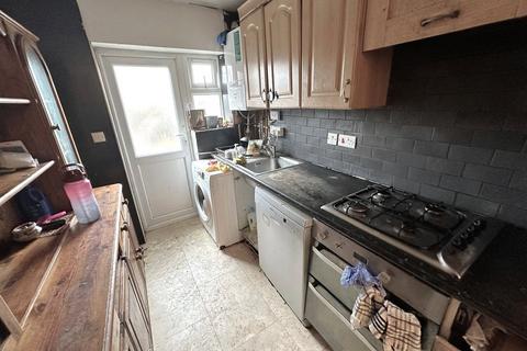 60 Botwell Common Road, Hayes, UB3 1JB