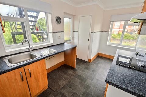 2 bedroom flat to rent, Bedfordwell Court, Upperton, BN22
