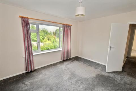 2 bedroom flat to rent, Bedfordwell Court, Upperton, BN22