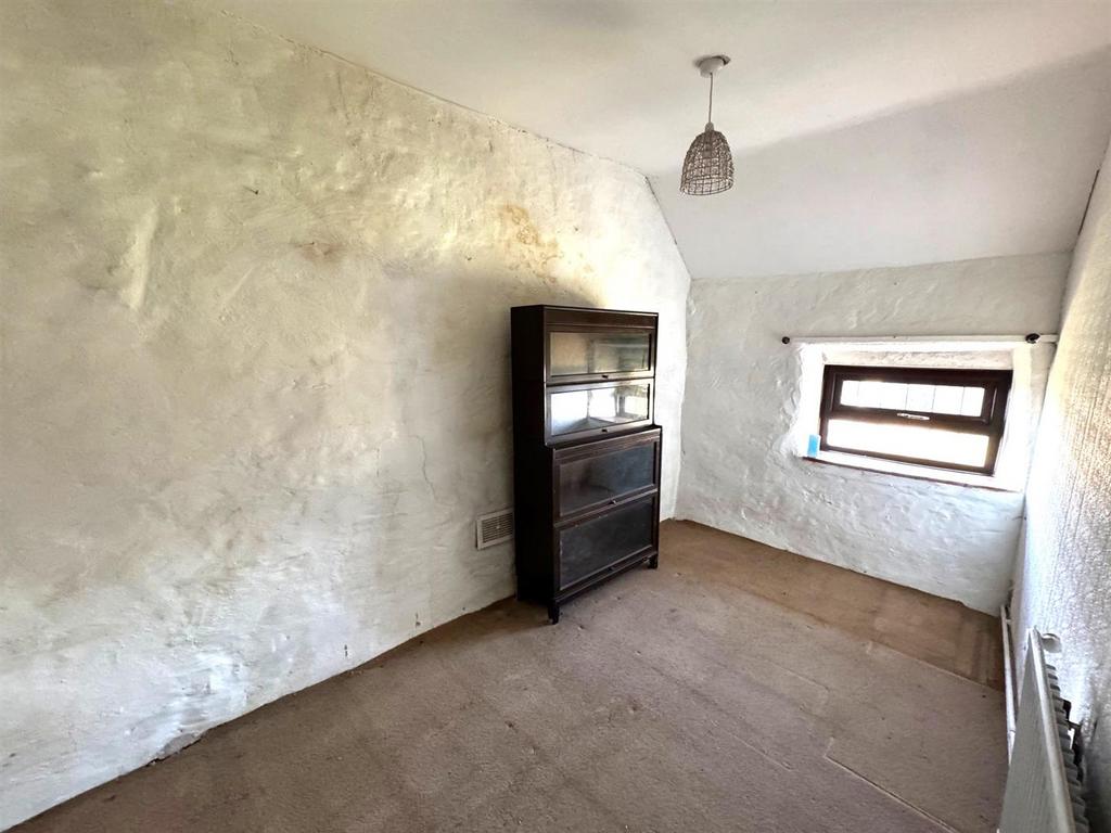 Bedroom2.jpg