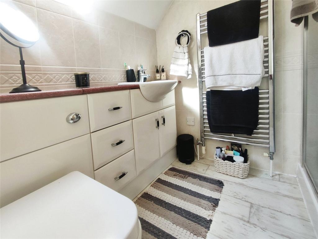 Ensuite
