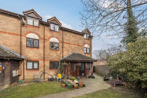 undefined, Hawthorn Place, Erith