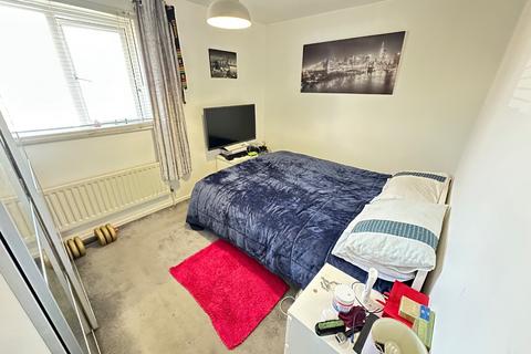 undefined, Gainsborough Drive, Houghton Regis, Dunstable, Bedfordshire, LU5 5SX