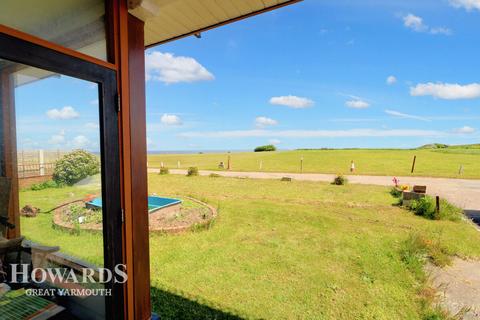 undefined, The Esplanade, Scratby