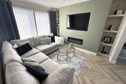 3 bedroom semi-detached house for sale, Penybont Road, Llanbadarn Fawr SY23