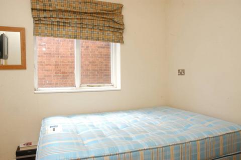 1 bedroom flat for sale, York Road, Guildford, GU1