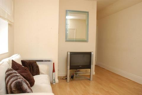 1 bedroom flat for sale, York Road, Guildford, GU1