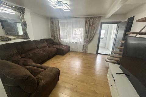 undefined, Thistle Road, Gravesend, DA12