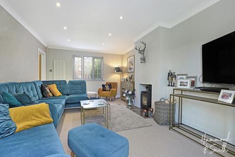 2 Park Close, North Weald, Epping, CM16 6BP