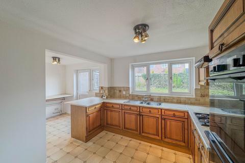5 Hamilton Close, Bury, BL8 1LA