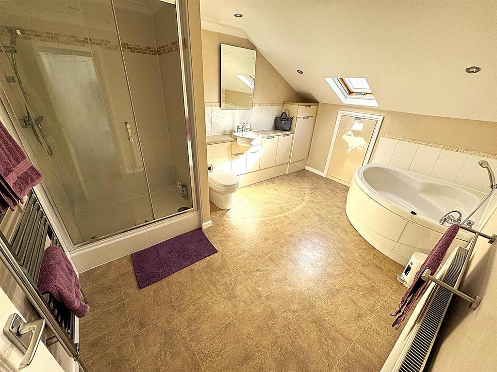 Thumbnail image2 (3).jpg