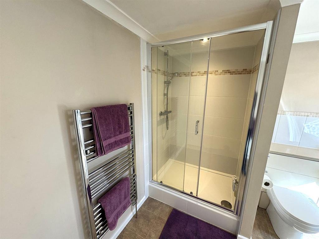 Thumbnail image0 (3).jpg