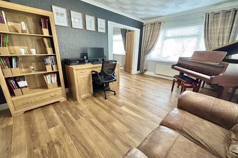1 Gelli Geiros, Gellinudd, Swansea, SA8 3DZ